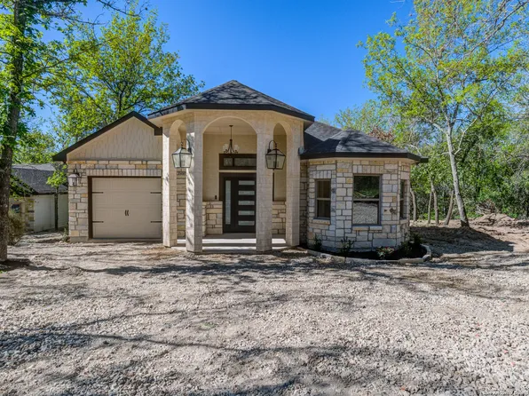 22371 MATHIS RD, San Antonio, TX 78264