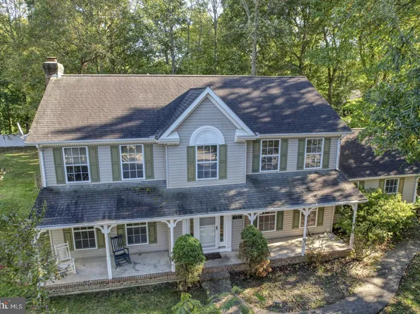 205 Pebble Valley Dr, Dover, DE 19904