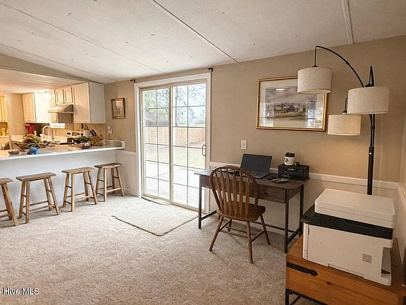 5th image of 4905 Hunting Ridge Road NW
