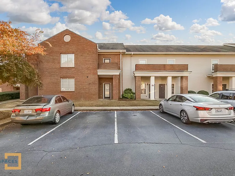 3218 Veterans Memorial Pkwy #3X3 — Photo 47