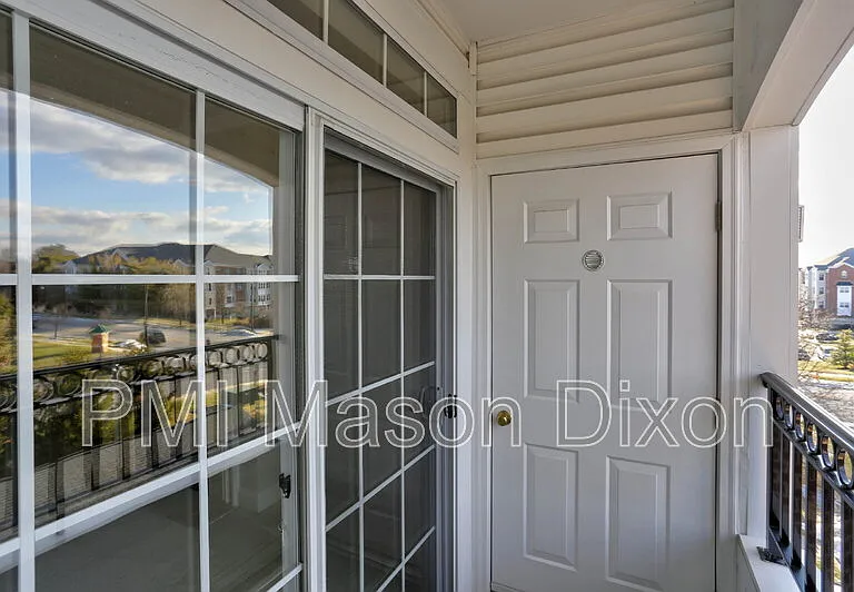 5801 Clipper Ln #404 — Photo 19