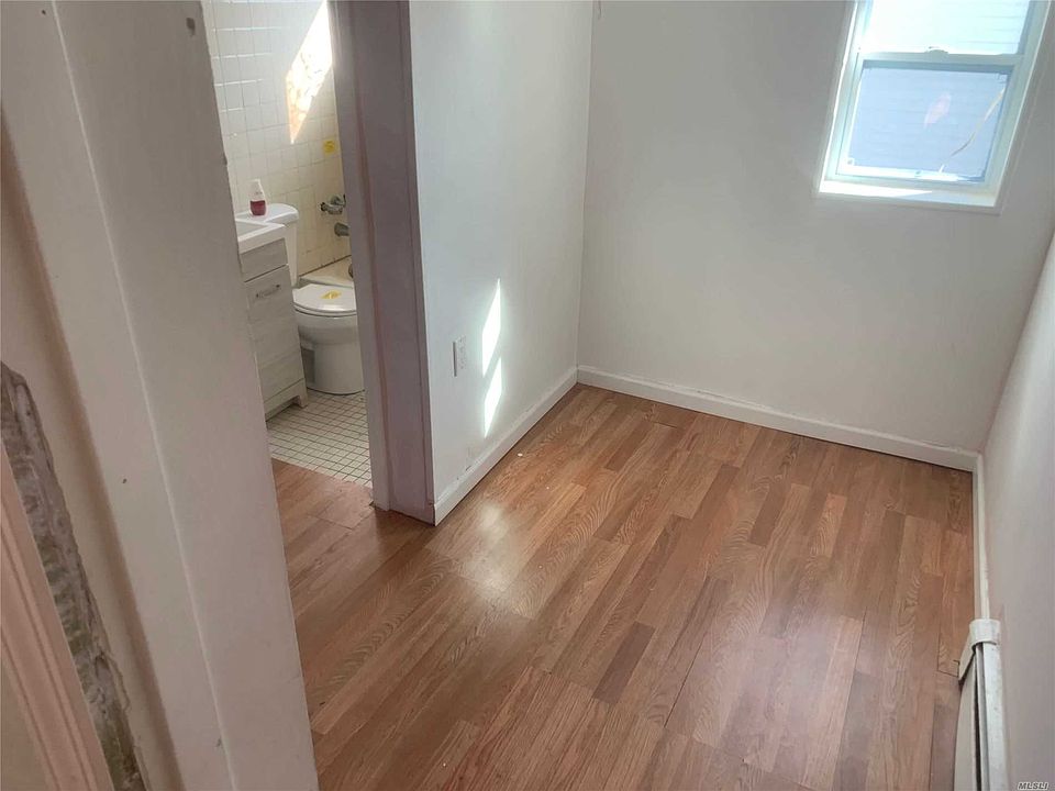 2nd image of 632 Edgemere Ave