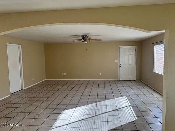 5th image of 4016 E EUGIE Avenue