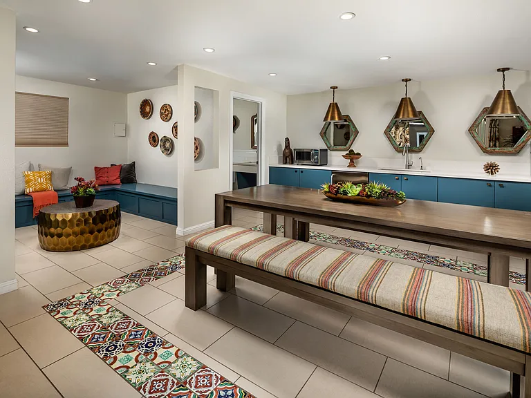 Amara Apartments — Photo 13