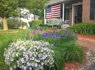 127 Kestrel Rd, Mountain Top, PA 18707