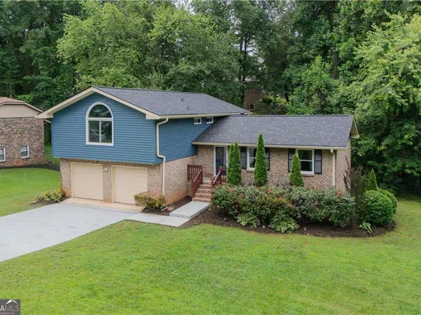 4345 Tucker North Dr, Tucker, GA 30084