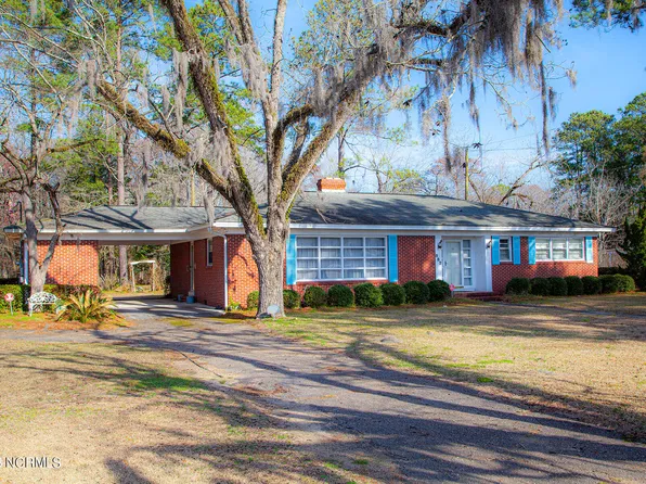 882 Main Street, Fair Bluff, NC 28439