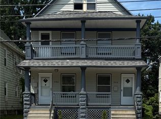 946 E 79th St, Cleveland, OH