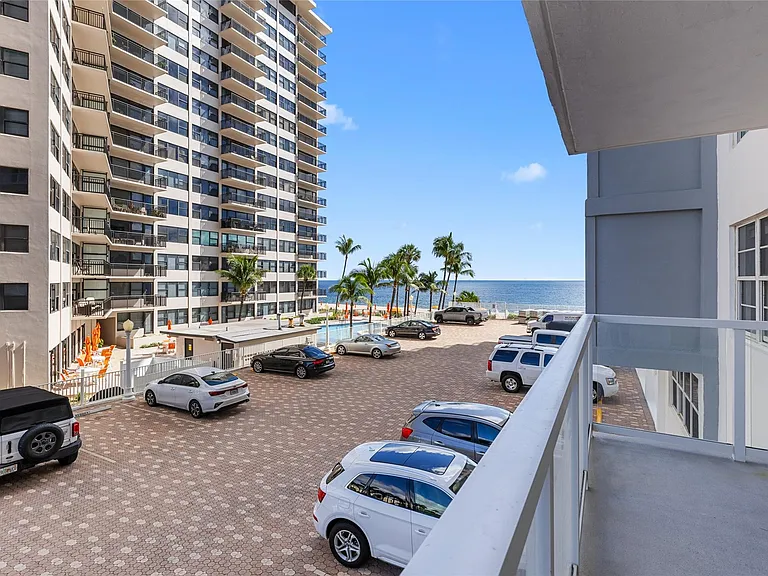 3750 Galt Ocean Dr #209 — Photo 17