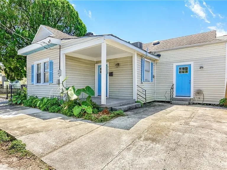 728 Philip St — Photo 15