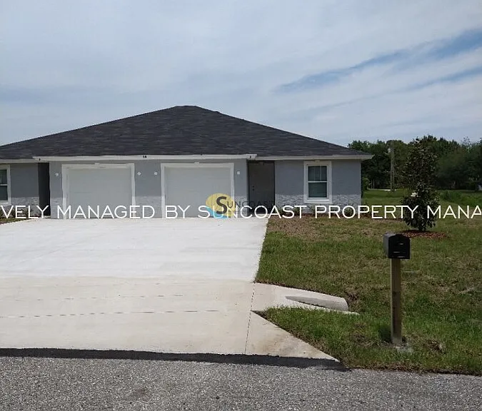 14 Buttonwell Ln #B — Photo 1