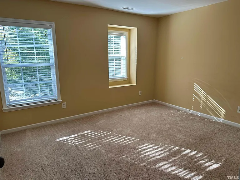 213 Bikram Dr — Photo 43