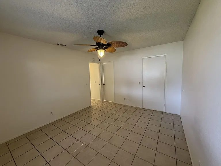 1594 Christopher Ln — Photo 16