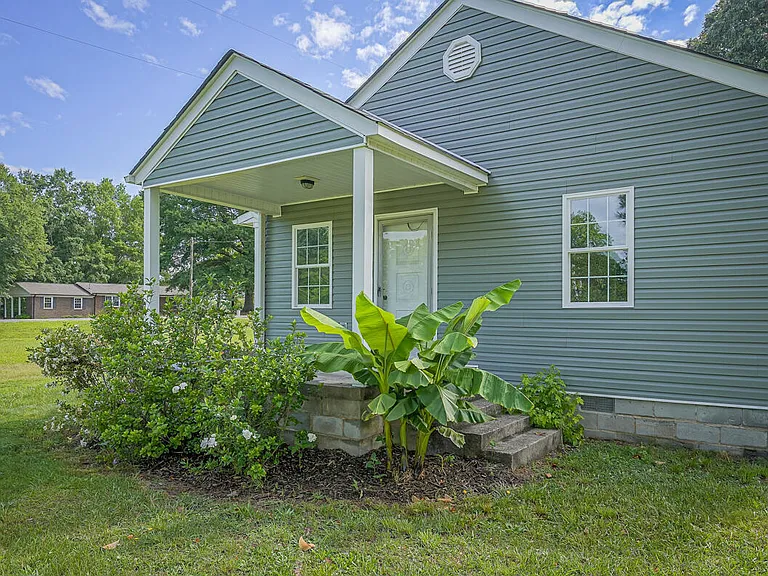 859 McWilder Rd — Photo 3