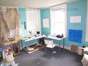 2nd image of 4 Vinal St #Jl3