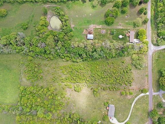 5th image of 1115 S Borgman Rd