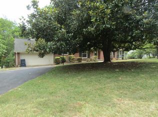 3530 Mud Lick Rd SW, Roanoke, VA 24018