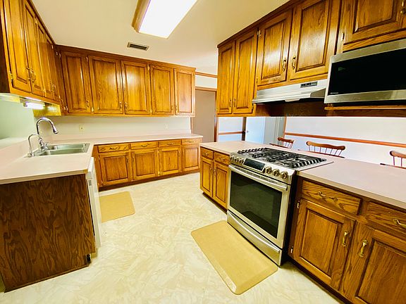 Kitchen features gas stove