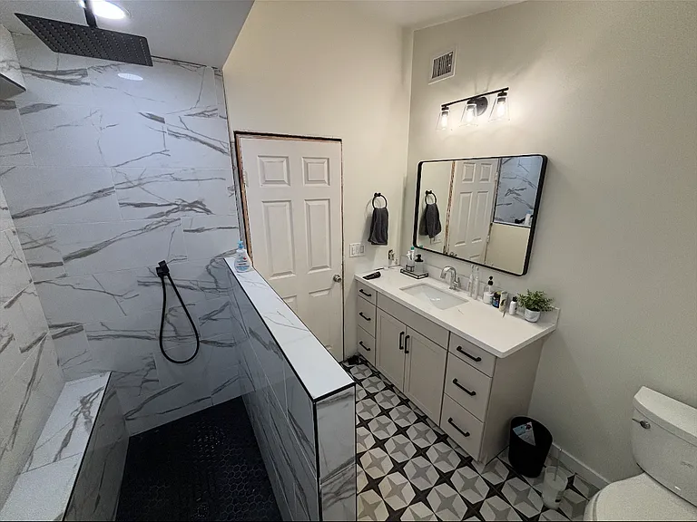 1228 E Bluefield Ave — Photo 3