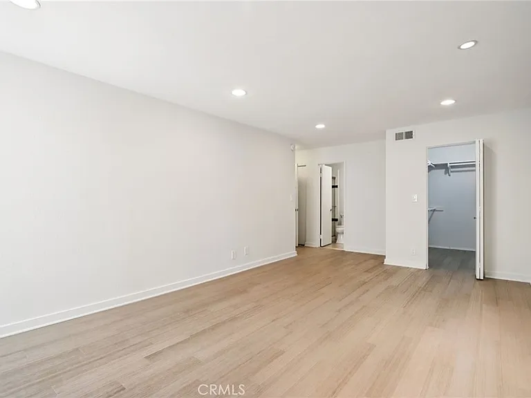 403 N Oakhurst Dr #204 — Photo 12