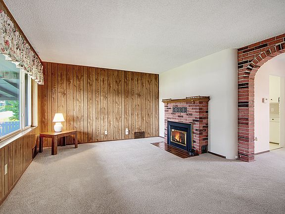 3rd image of 5404 College Ave