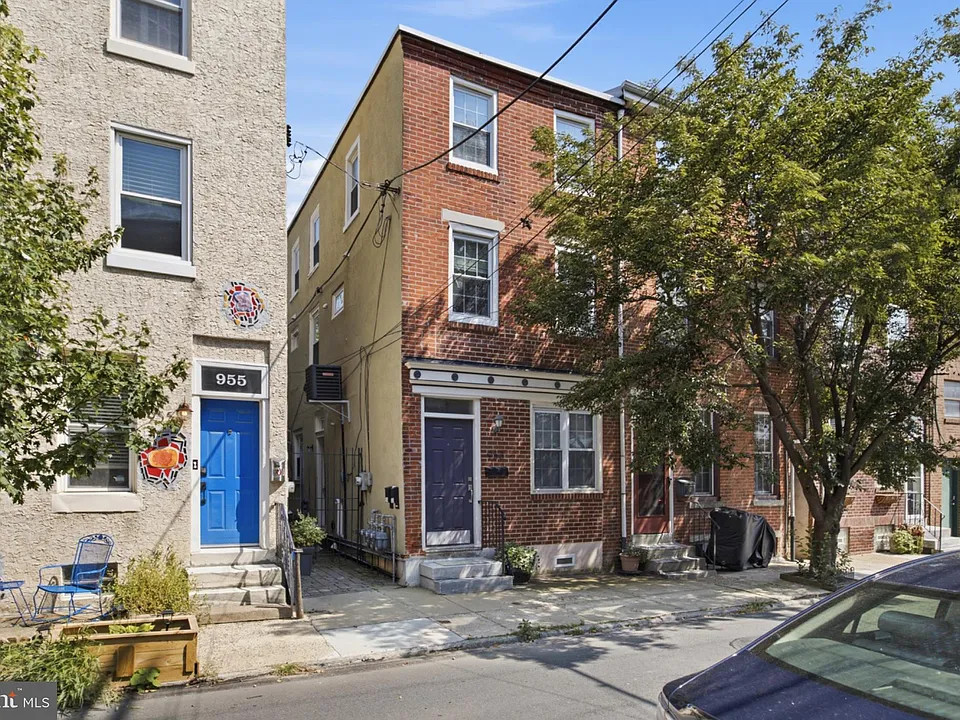 953 N Randolph St #2R