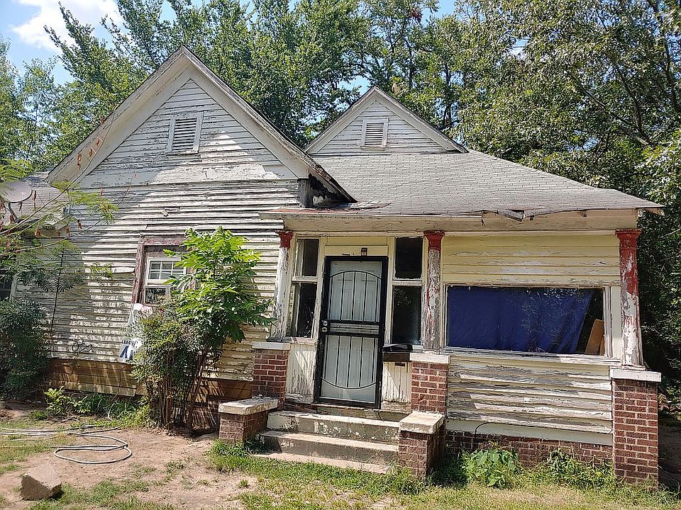 1st image of 1303 W 20th Ave