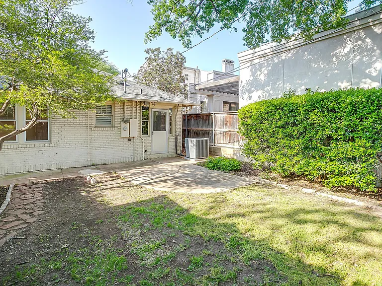 4022 Bunting Ave — Photo 15