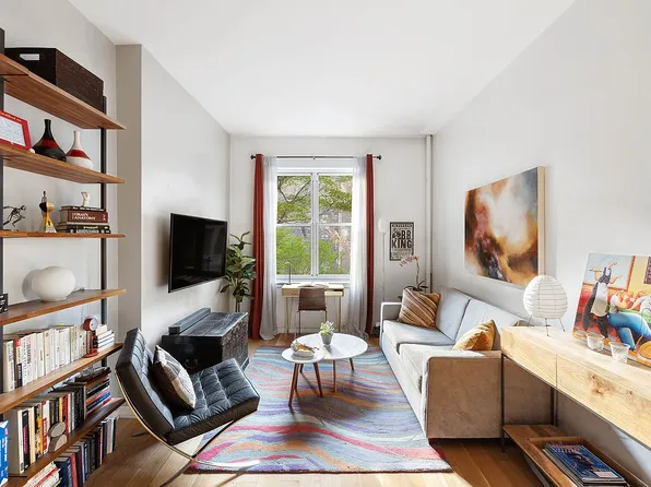 22 Irving Pl APT 3F, Manhattan, NY 10003