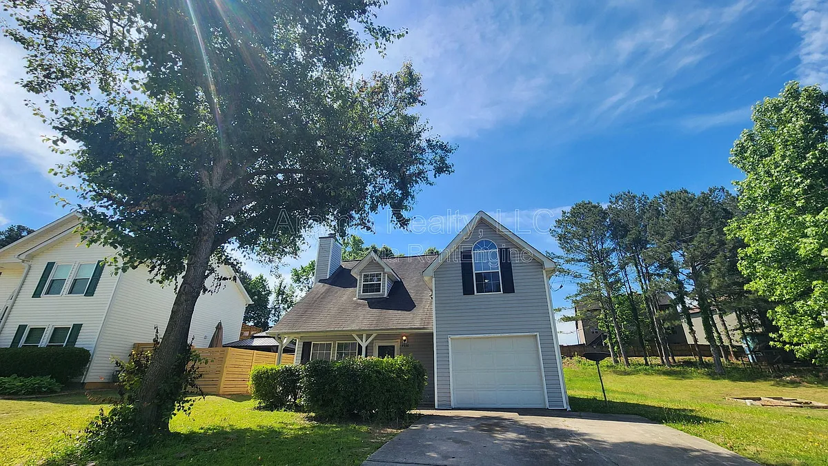 Building Photo - 7336 Bramble Oak Dr