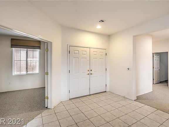 5th image of 1605 Sebring Hills Dr