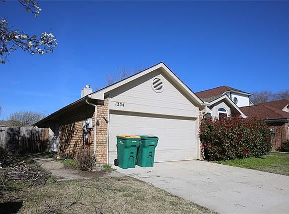 2nd image of 1334 Mimosa Ln