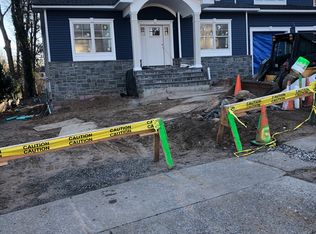 43 Washington Ave, River Edge, NJ 07661