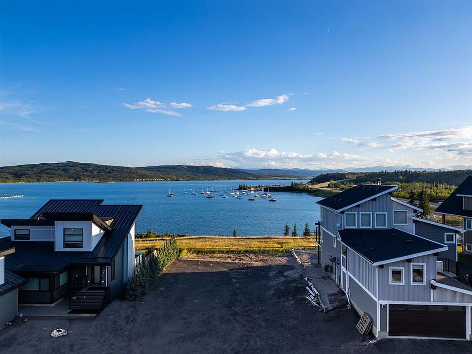 1st image of 407 Cottageclub Grv