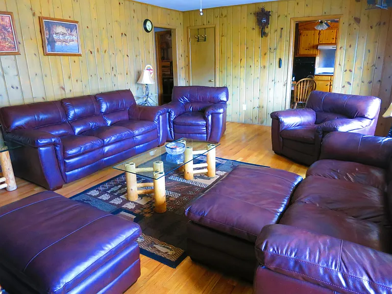 9885 Fountain Rd — Photo 10
