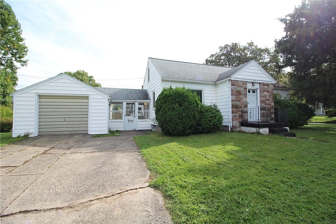 402 Falstaff Rd, Rochester, NY 14609 Zillow
