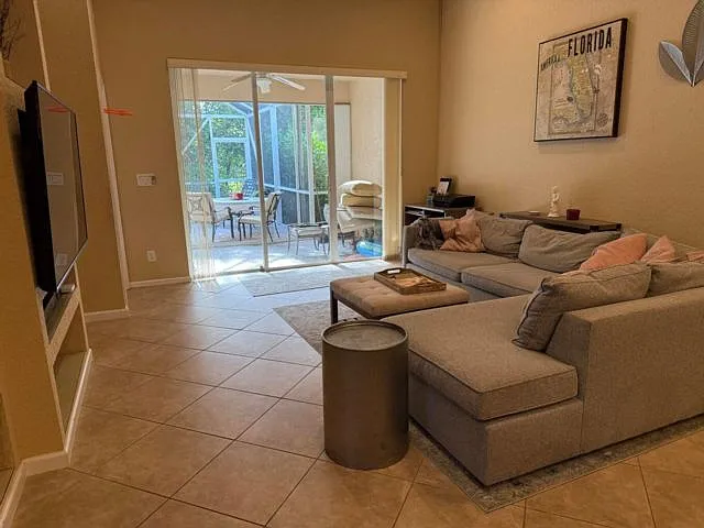328 Coral Trace Cir W — Photo 18
