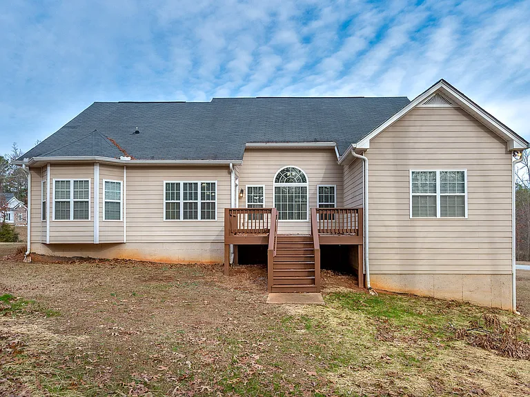 8675 Copperridge Dr — Photo 2