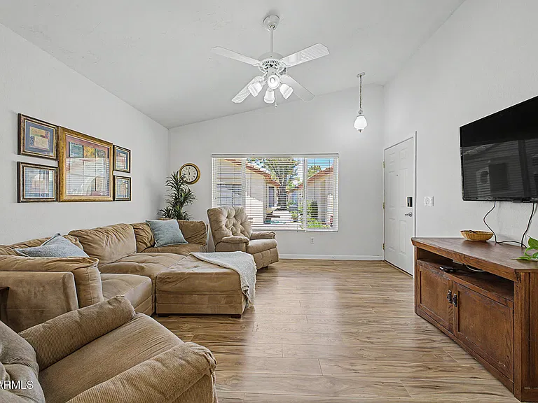 1120 N Val Vista Dr #95 — Photo 13