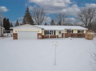 3460 N Gale Rd, Davison, MI 48423