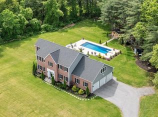 324 Old Harvard Rd, Boxboro, MA 01719