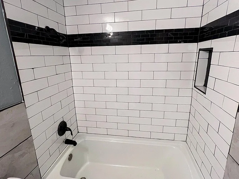 1109 Grant St #1/2 — Photo 11