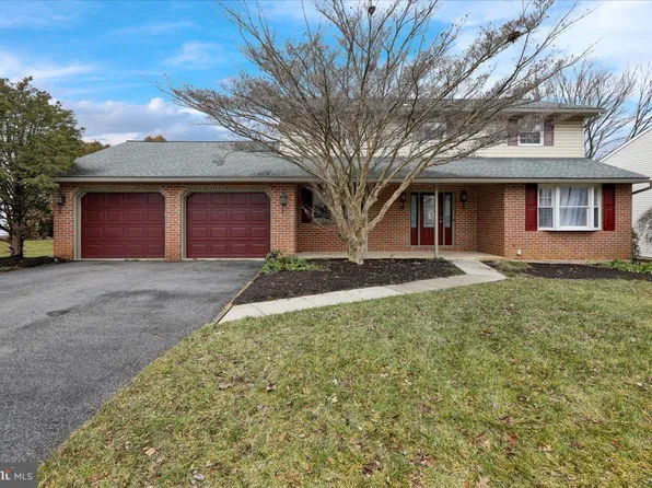 1534 Singer Rd, Wyomissing, PA 19610