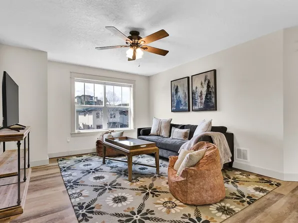 5722 W Hidden Springs Dr #Id1547124p, Garden City, ID 83714