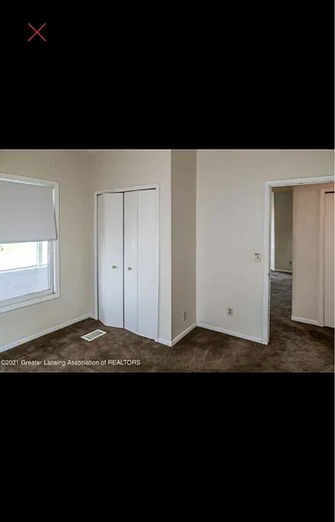 130 S 8th St #4 — Photo 4