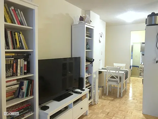 Rented by Citi Habitats | media 7