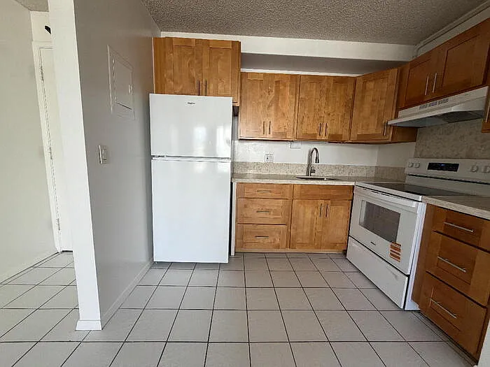1 bed, 1.0 bath, $2,025 — Photo 3