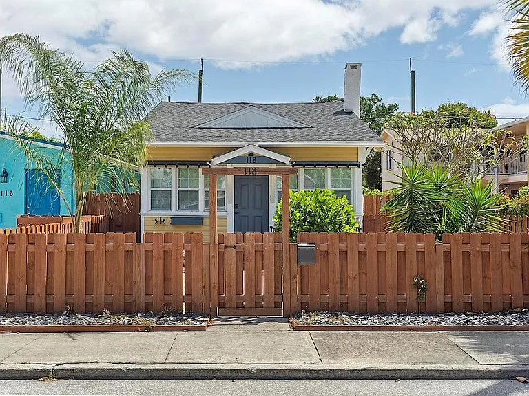 118 S J St — Photo 2