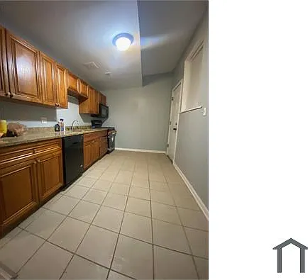 7701 S Essex Ave #G — Photo 2