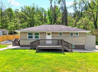 1590 Grange Rd, Charleroi, PA 15022